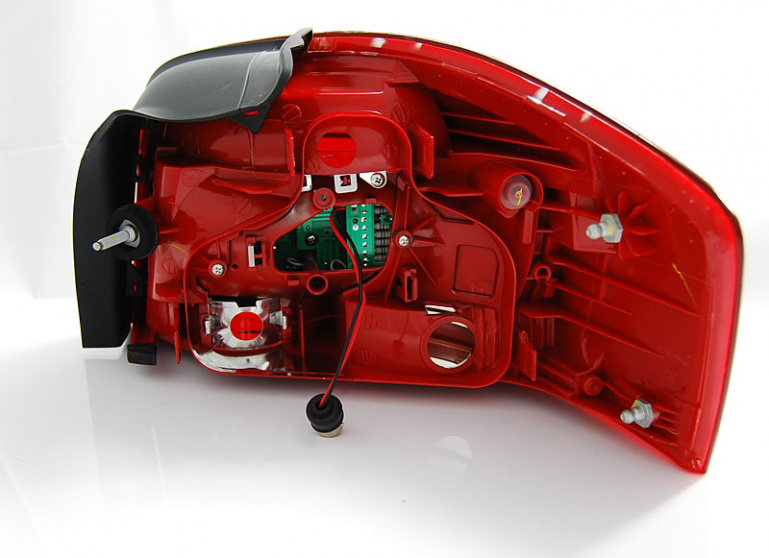 LED Upgrade Design Rückleuchten für Audi A3 8P Facelift 08-12 rot/rauch